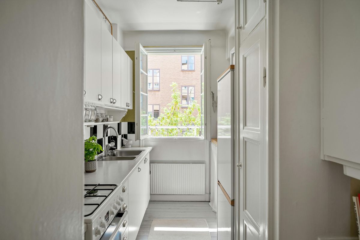Expect you living space to be on the &ldquo;cosier&rdquo; side :)